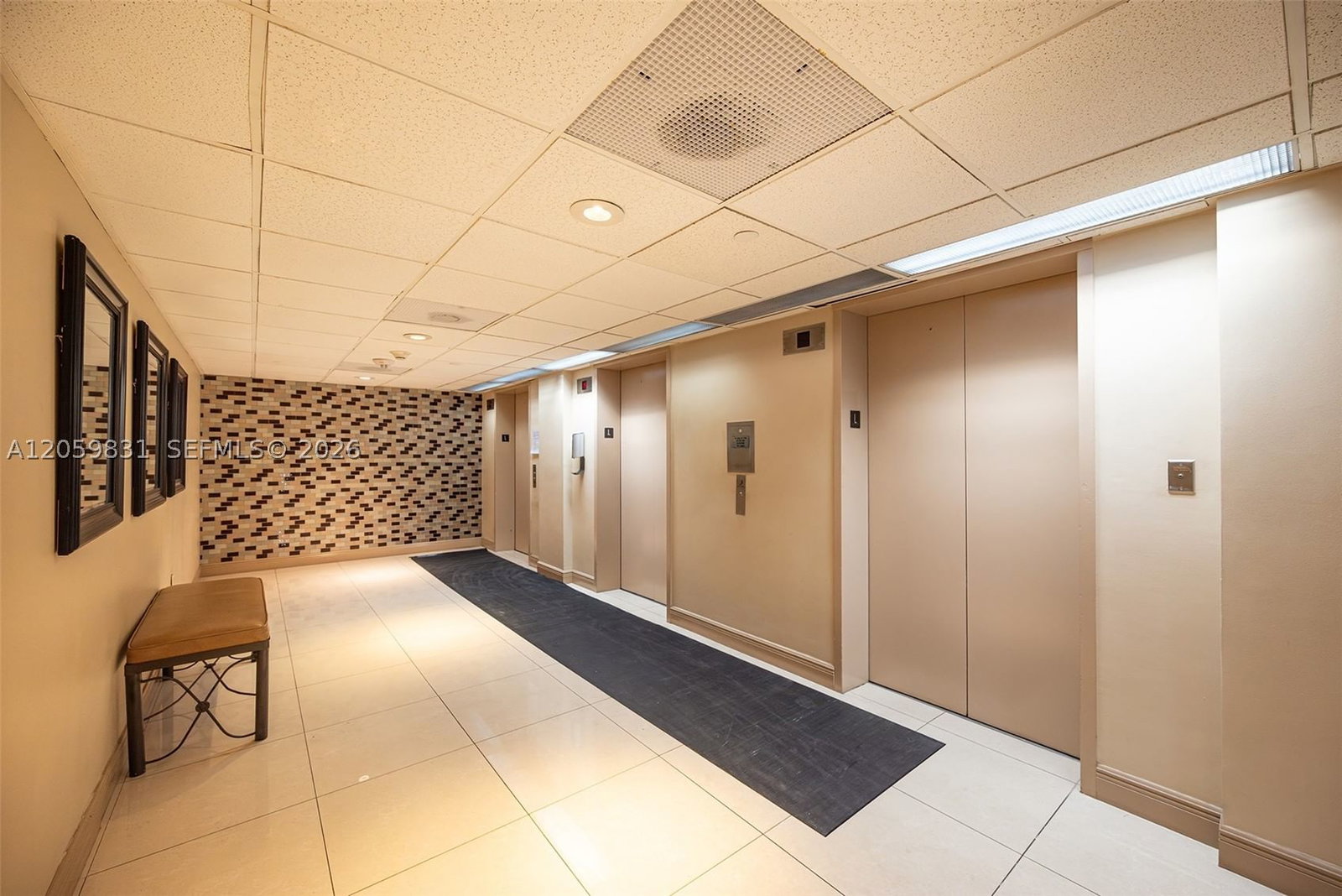 Real estate property located at 1201 Ocean Drive #1703N, Broward, ¤summit Condo, Hollywood, FL