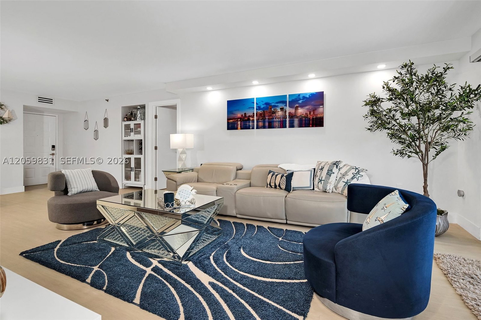 Real estate property located at 1201 Ocean Drive #1703N, Broward, ¤summit Condo, Hollywood, FL