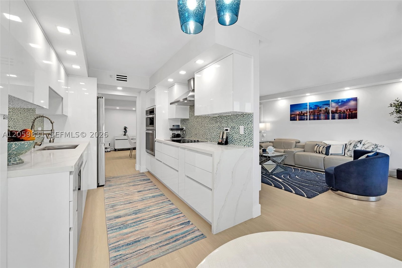 Real estate property located at 1201 Ocean Drive #1703N, Broward, ¤summit Condo, Hollywood, FL