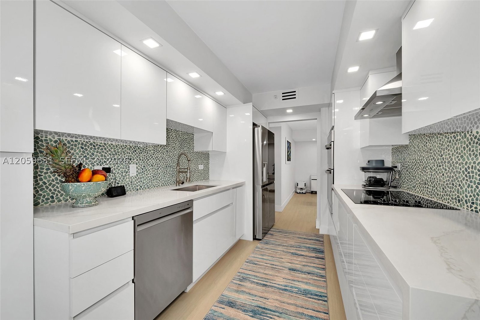 Real estate property located at 1201 Ocean Drive #1703N, Broward, ¤summit Condo, Hollywood, FL