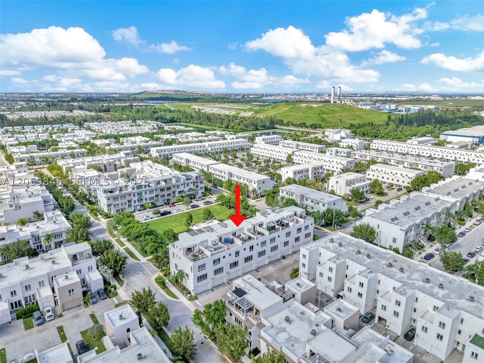 Real estate property located at 10350 64th St, Miami-dade, Landmark At Doral, Doral, FL