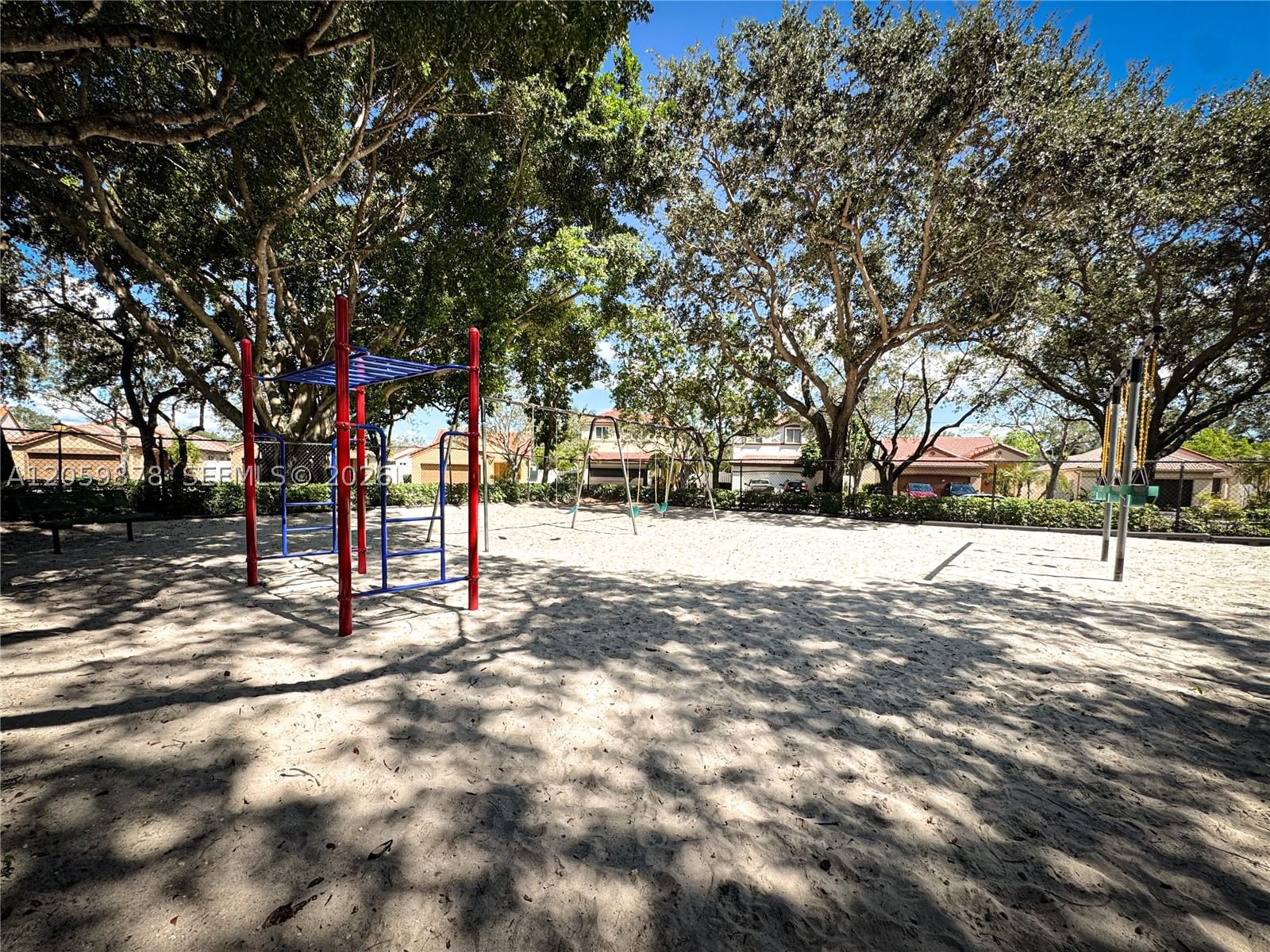 Real estate property located at 1543 Barcelona Way #5-30, Broward, Sectors 3 & 4 Boundary Pl, Weston, FL