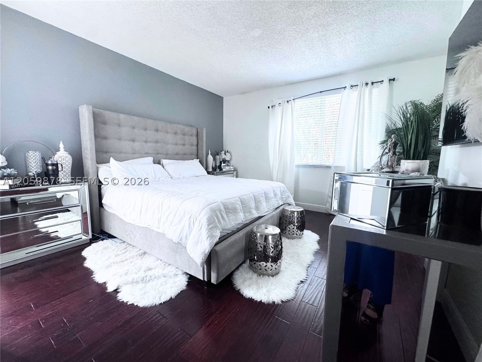 Real estate property located at 1543 Barcelona Way #5-30, Broward, Sectors 3 & 4 Boundary Pl, Weston, FL