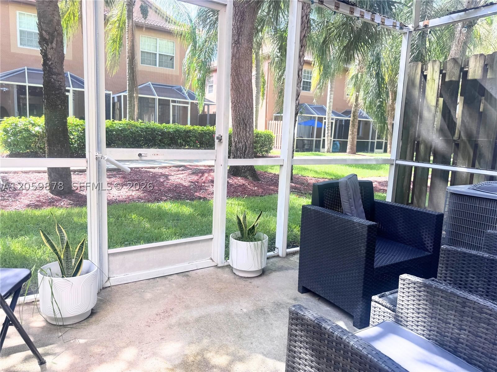 Real estate property located at 1543 Barcelona Way #5-30, Broward, Sectors 3 & 4 Boundary Pl, Weston, FL