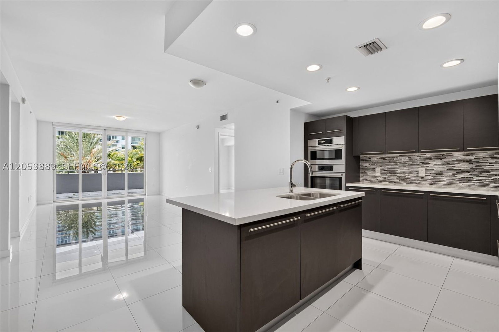 Real estate property located at 7751 107th ave #209, Miami-dade, Grand Bay Commons South, Doral, FL