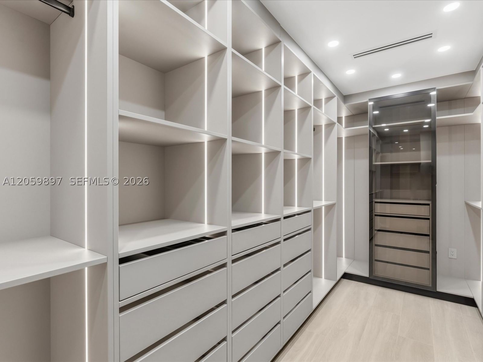 Real estate property located at 20001 25th Ave, Miami-dade, County Squire Estates Sec, Miami, FL