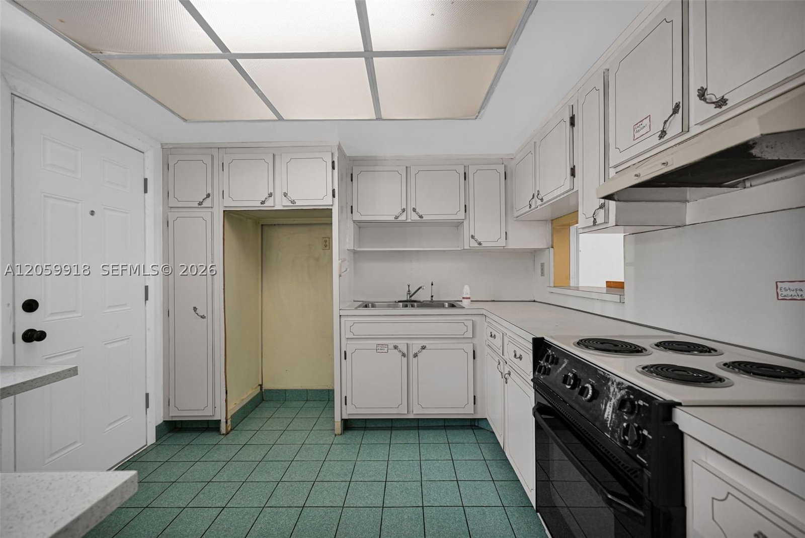 Real estate property located at 18555 14th Ave #502, Miami-dade, Sixth Moorings Condo, Miami, FL