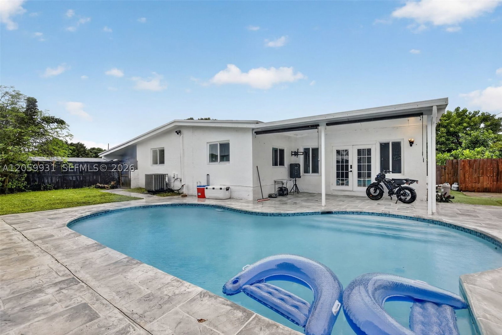 Real estate property located at 6601 6th St, Broward, Boulevard Heights Sec Ten, Pembroke Pines, FL