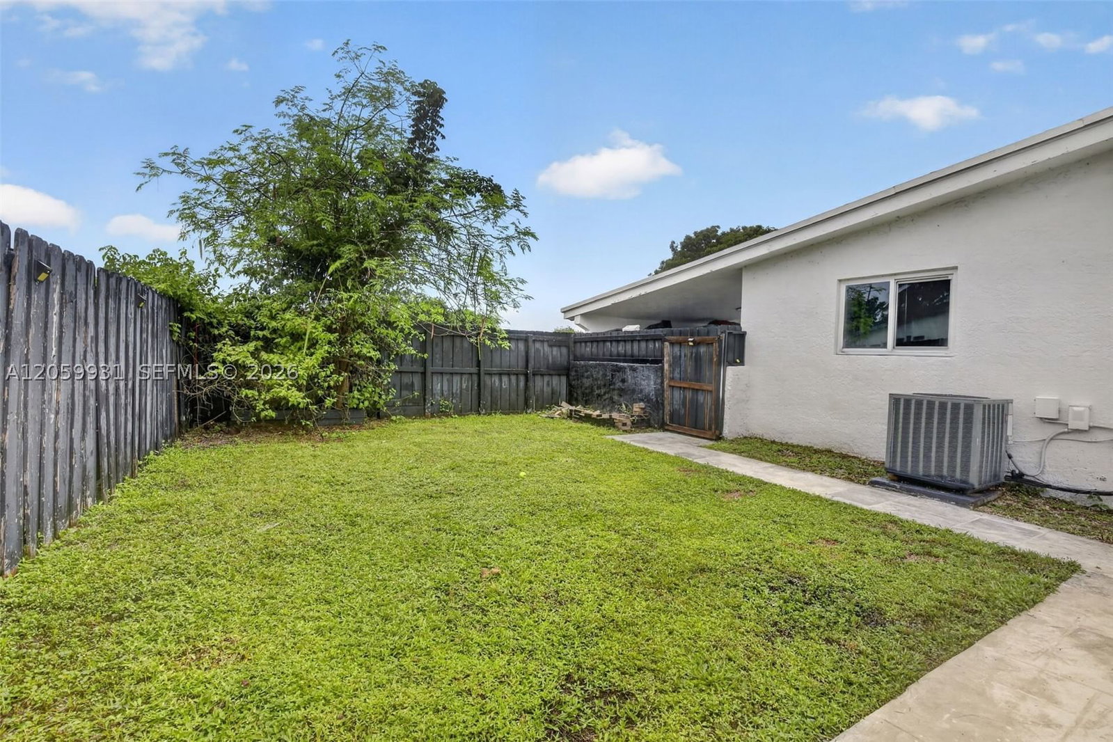 Real estate property located at 6601 6th St, Broward, Boulevard Heights Sec Ten, Pembroke Pines, FL