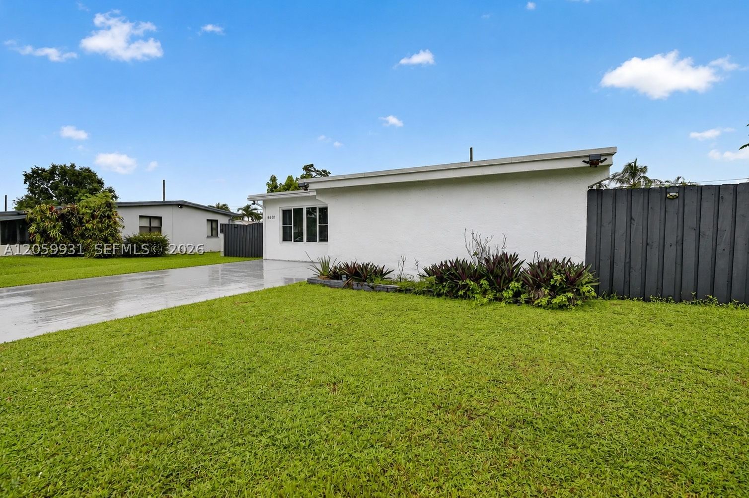 Real estate property located at 6601 6th St, Broward, Boulevard Heights Sec Ten, Pembroke Pines, FL