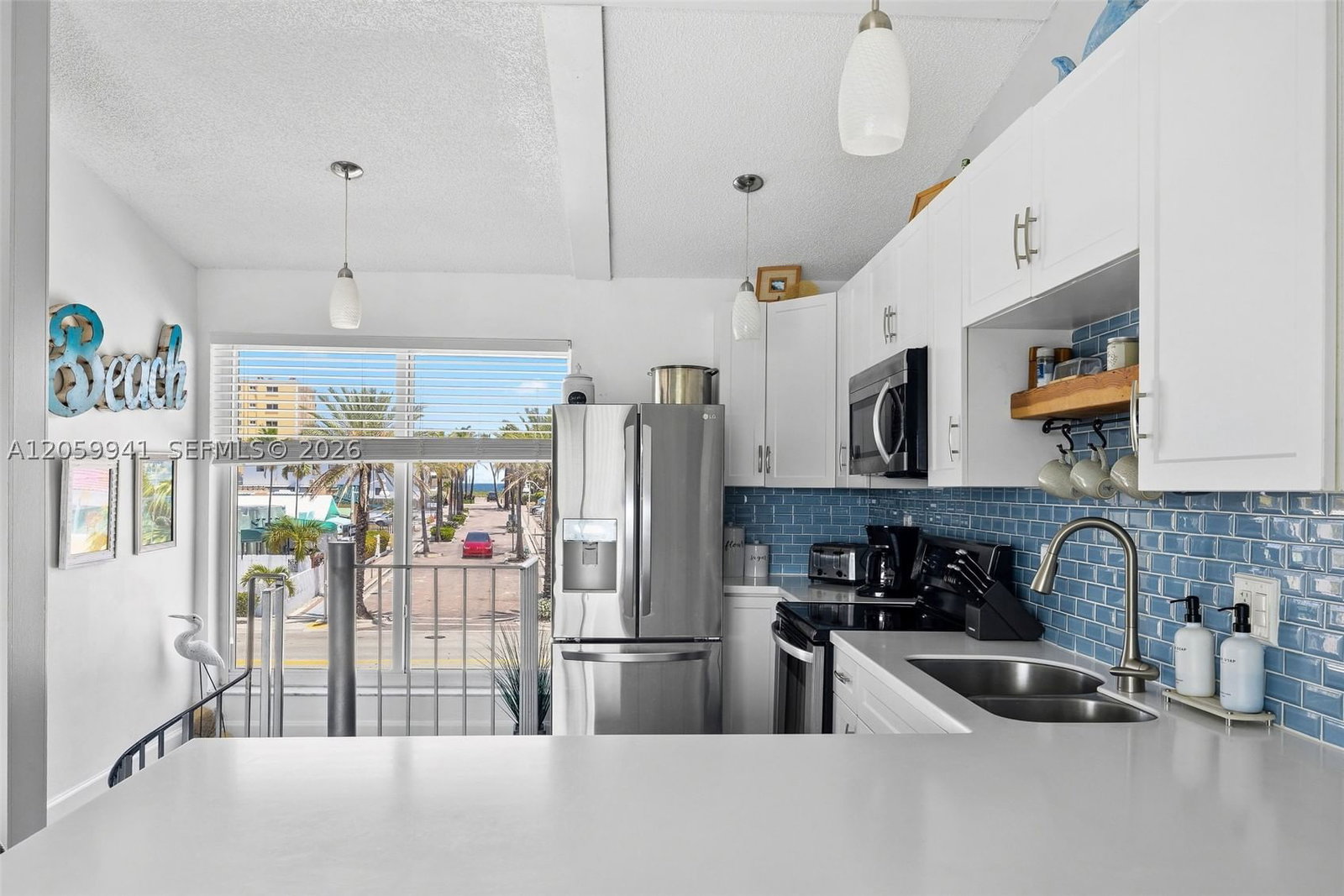 Real estate property located at 1800 Ocean Dr #203, Broward, Oasis Townhouse, Hollywood, FL