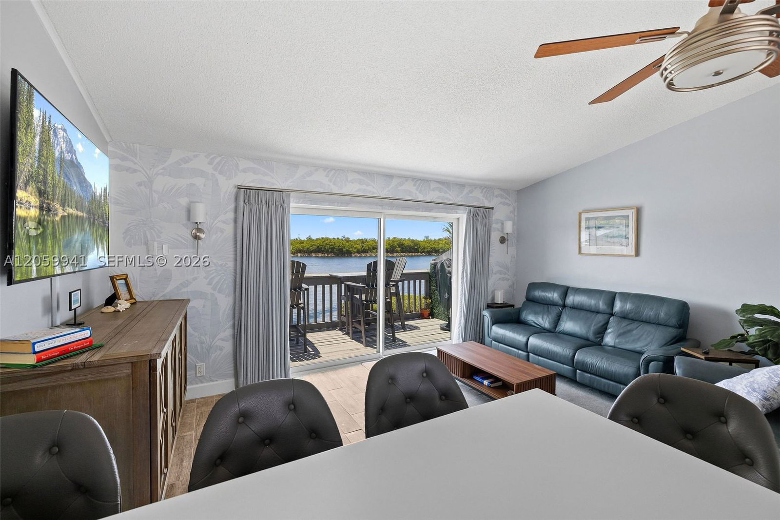 Real estate property located at 1800 Ocean Dr #203, Broward, Oasis Townhouse, Hollywood, FL