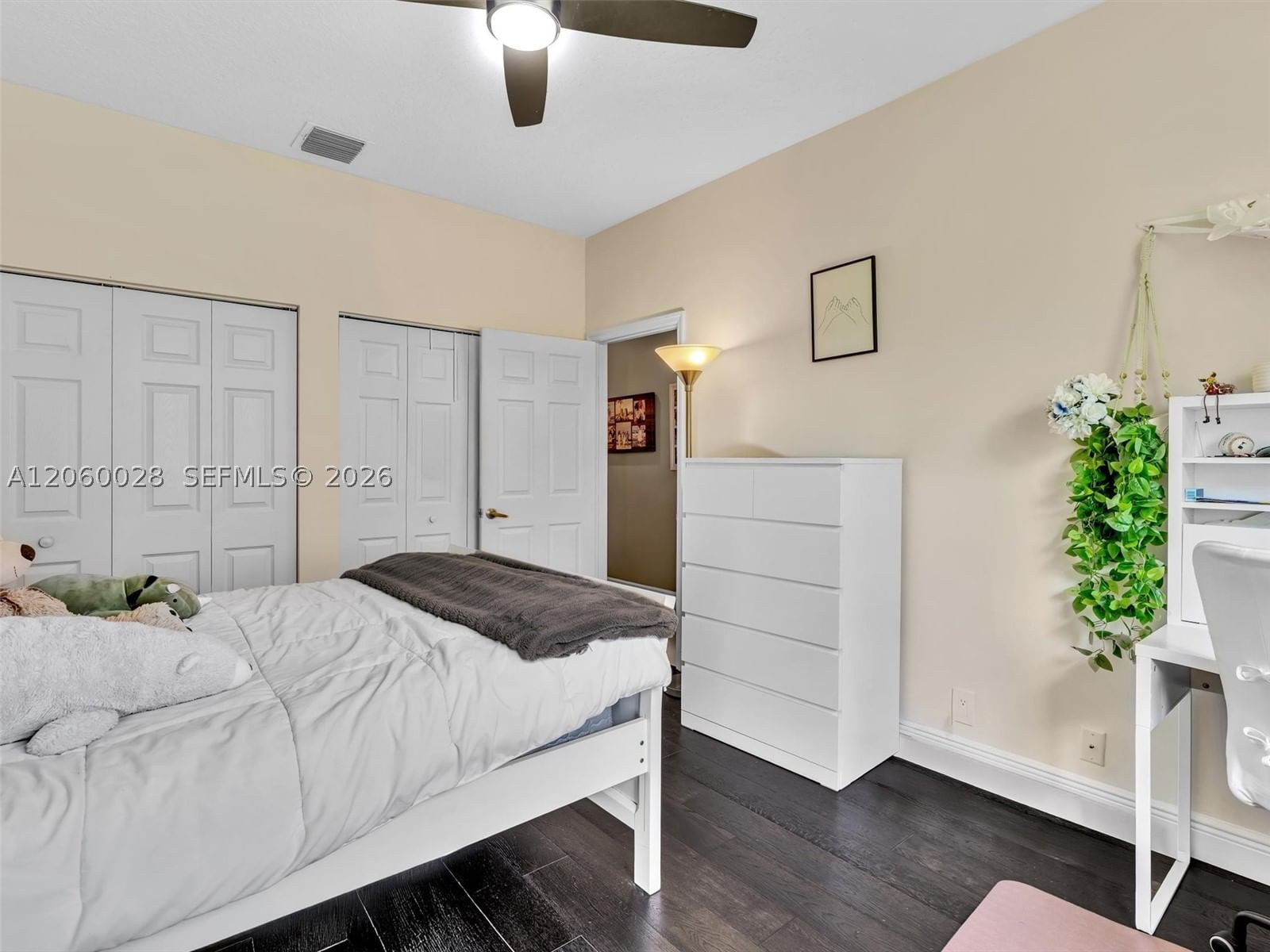 Real estate property located at 16247 Erie Pl, Broward, Estates Of Stirling Lake, Davie, FL