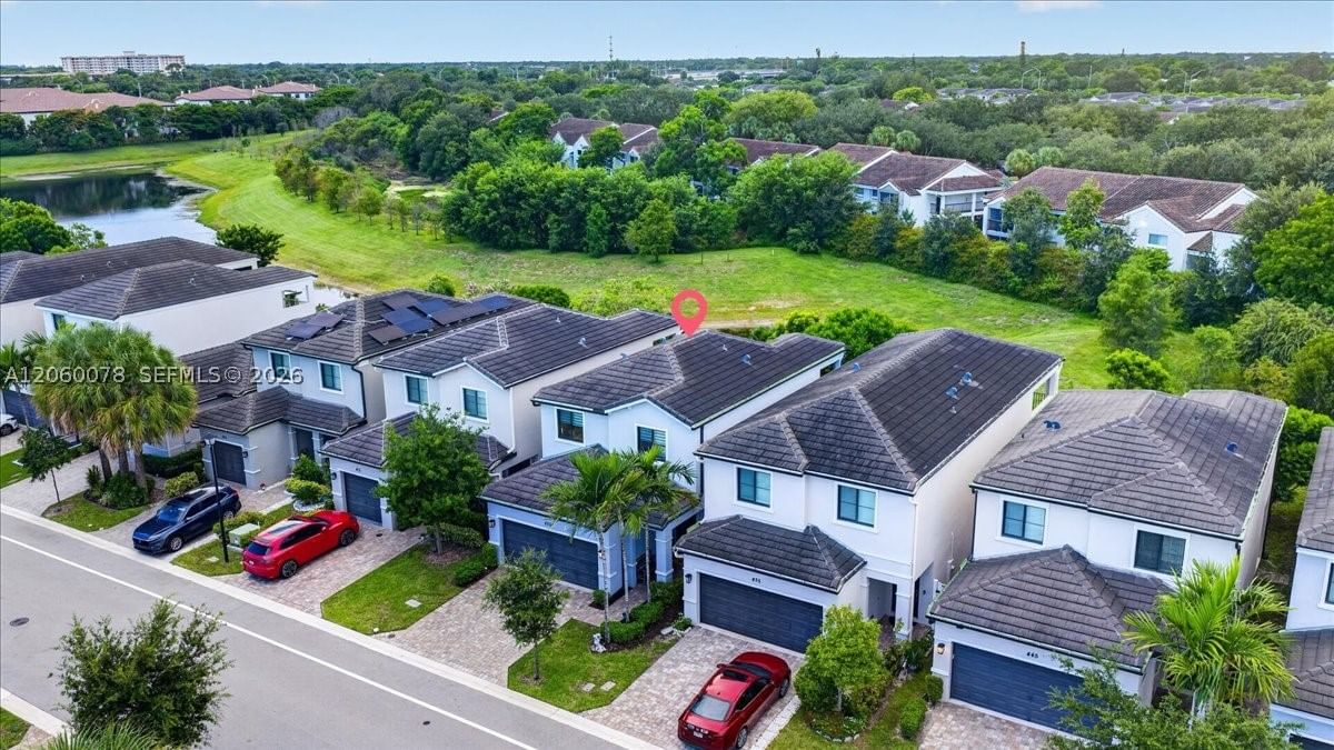 Real estate property located at 425 33rd Ln, Broward, Residences At Palm Aire, Pompano Beach, FL