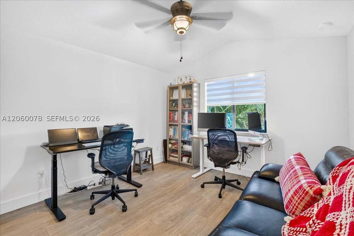 Real estate property located at 425 33rd Ln, Broward, Residences At Palm Aire, Pompano Beach, FL