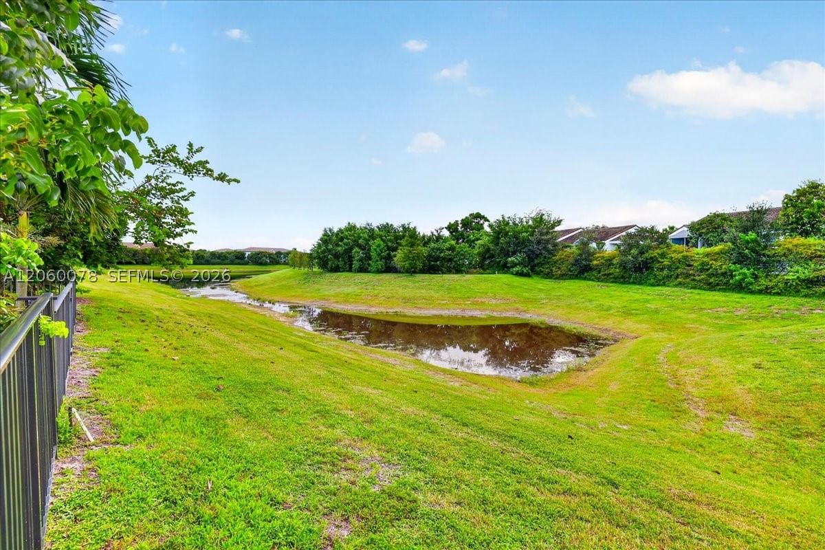 Real estate property located at 425 33rd Ln, Broward, Residences At Palm Aire, Pompano Beach, FL