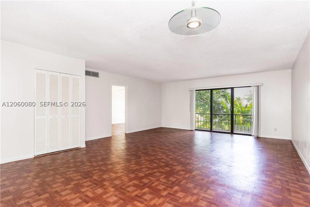 Real estate property located at 3992 Pine Island Rd #2A, Broward, Pebble Springs Condominiu, Sunrise, FL
