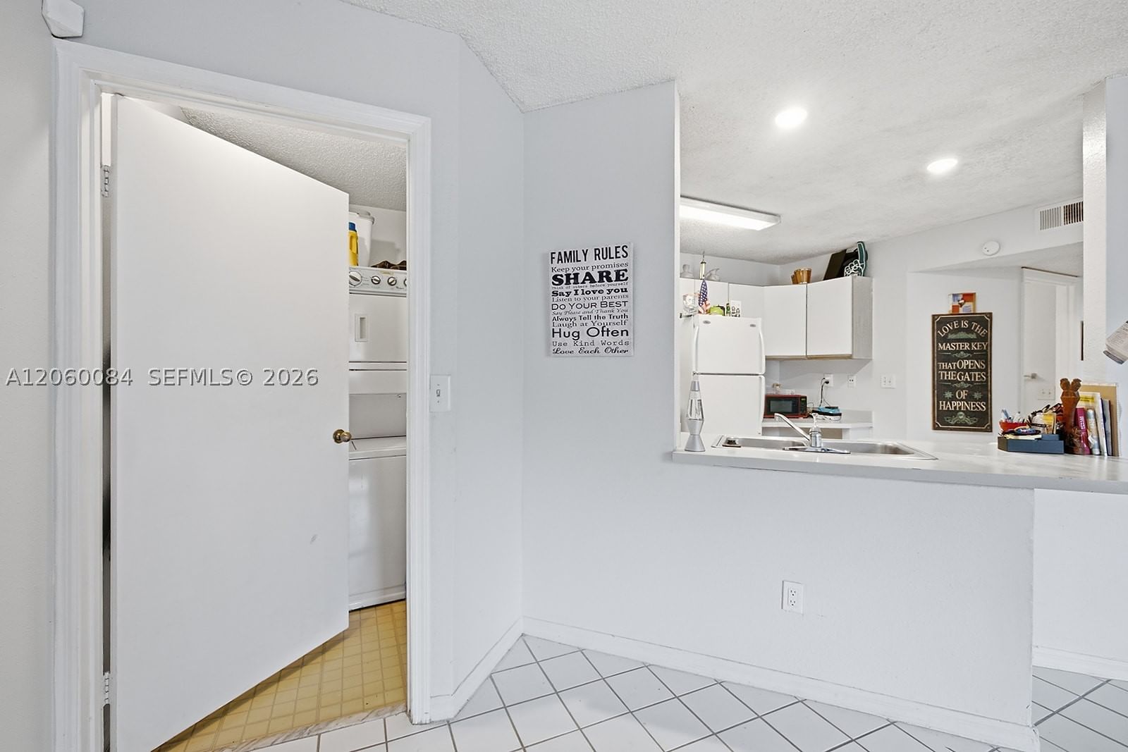 Real estate property located at 4045 Mcnab Rd G110, Broward, Windward Lakes Condo, Pompano Beach, FL