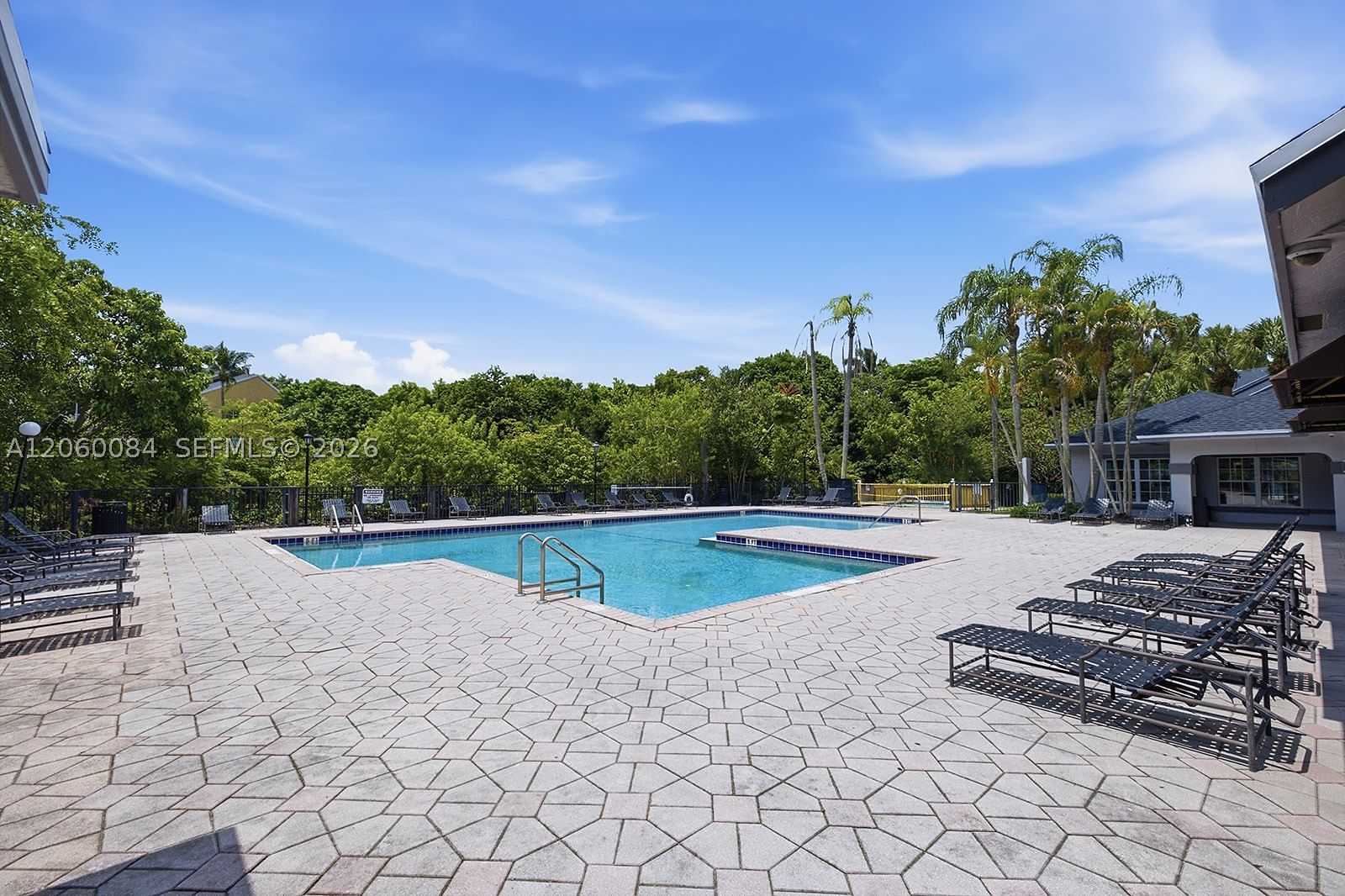 Real estate property located at 4045 Mcnab Rd G110, Broward, Windward Lakes Condo, Pompano Beach, FL