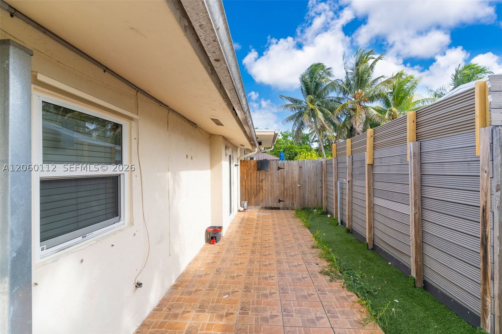 Real estate property located at 11470 57th Ter, Miami-dade, Westwood Lake 8th Addn, Miami, FL