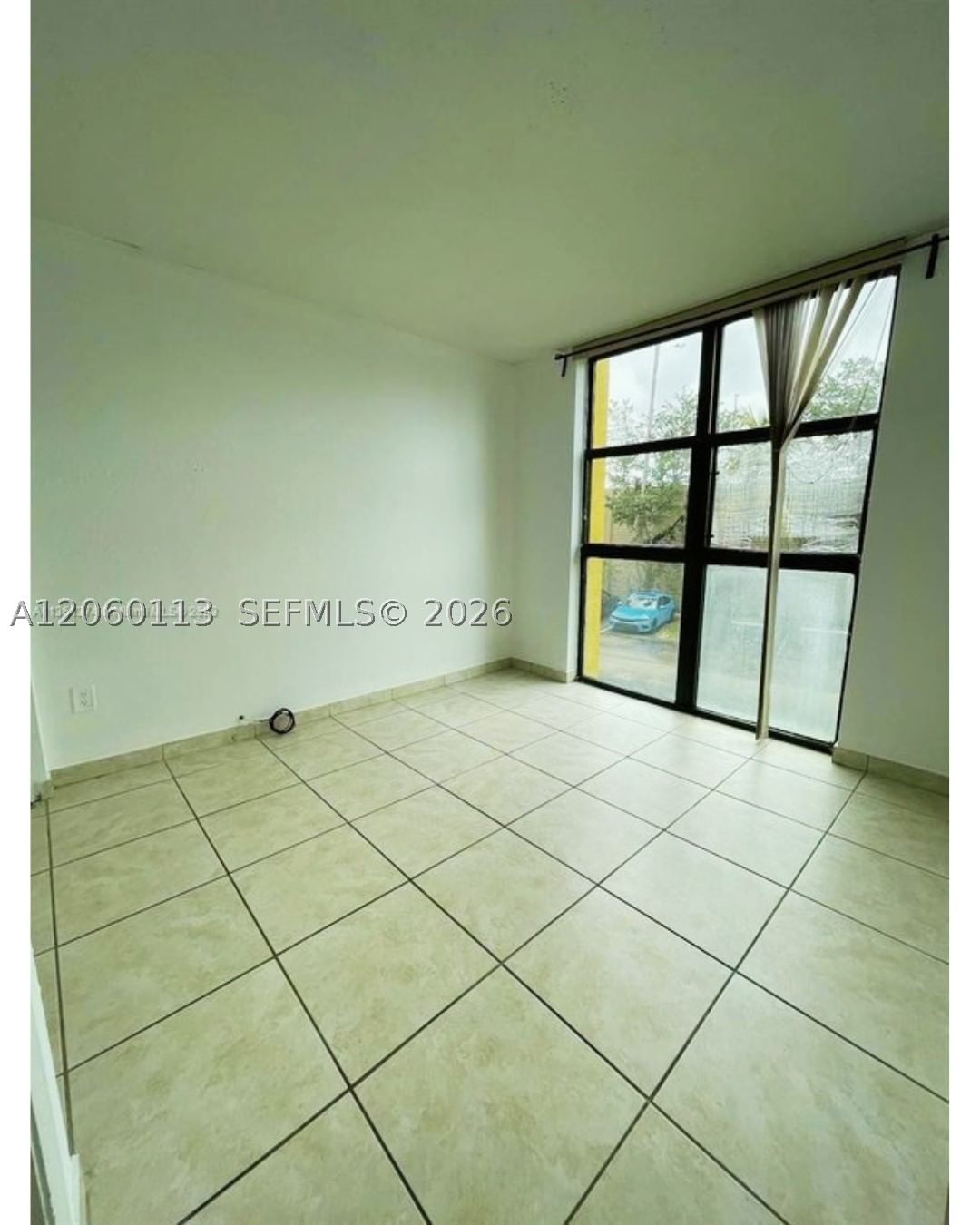 Real estate property located at 11750 18th St #208-1, Miami-dade, International Park I Cond, Miami, FL