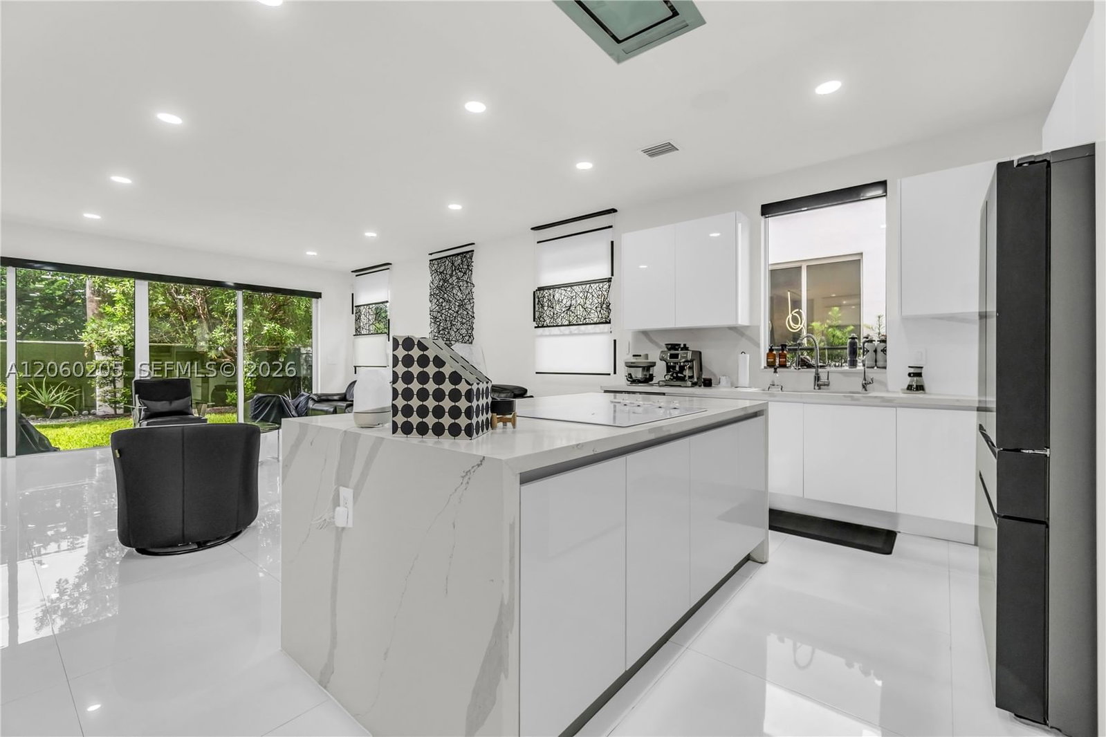 Real estate property located at 9730 74th Ter, Miami-dade, Doral Commons Residential, Doral, FL