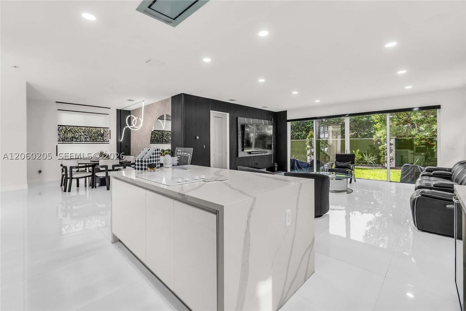 Real estate property located at 9730 74th Ter, Miami-dade, Doral Commons Residential, Doral, FL