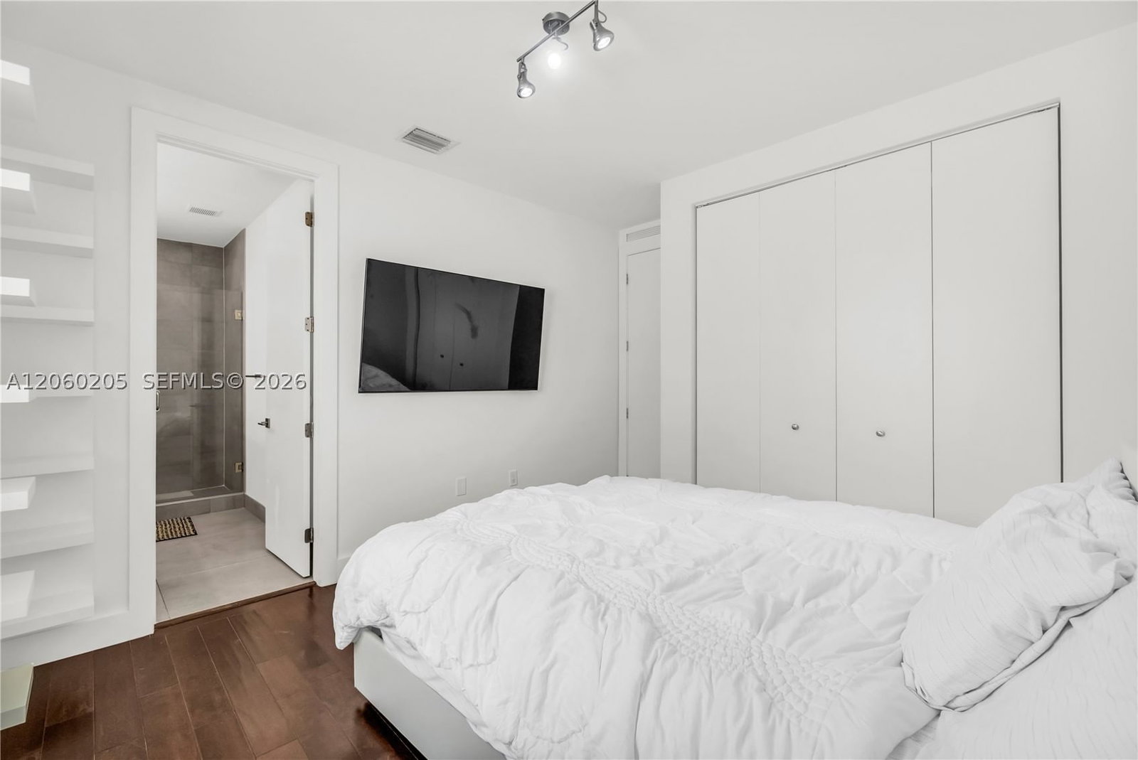 Real estate property located at 9730 74th Ter, Miami-dade, Doral Commons Residential, Doral, FL