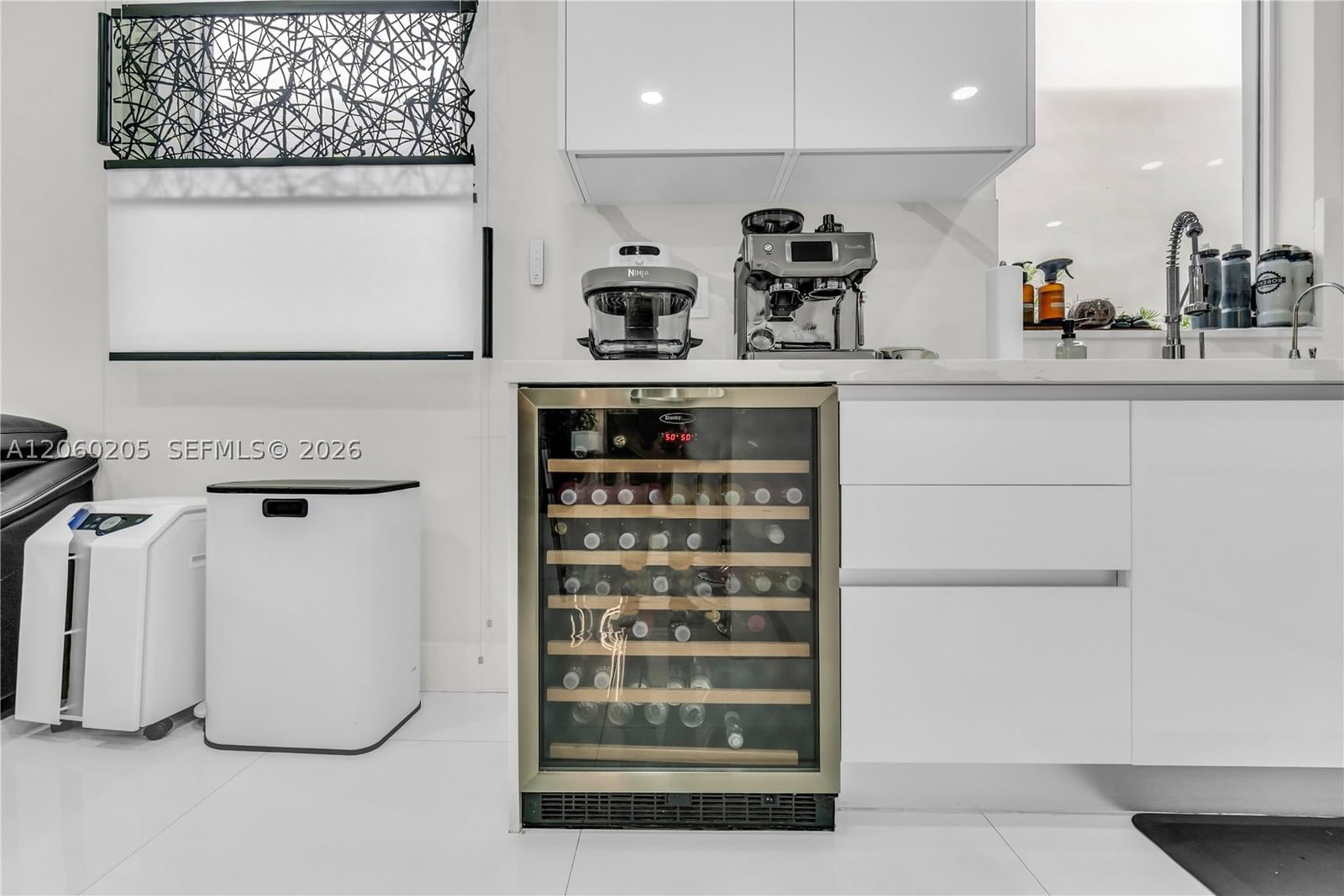Real estate property located at 9730 74th Ter, Miami-dade, Doral Commons Residential, Doral, FL