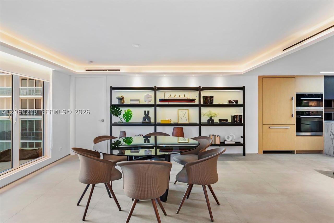 Real estate property located at 2301 Collins Ave #1003/1004, Miami-dade, Roney Palace Condo, Miami Beach, FL