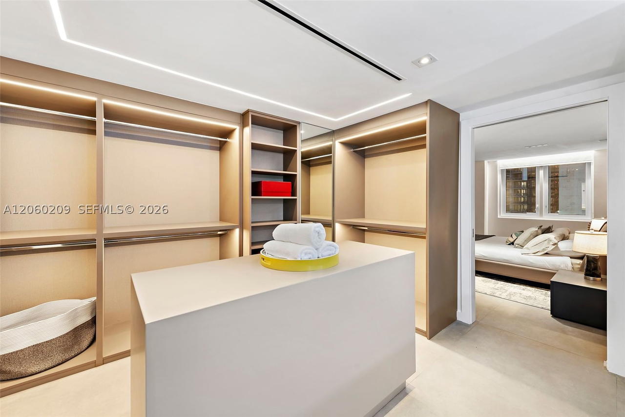 Real estate property located at 2301 Collins Ave #1003/1004, Miami-dade, Roney Palace Condo, Miami Beach, FL
