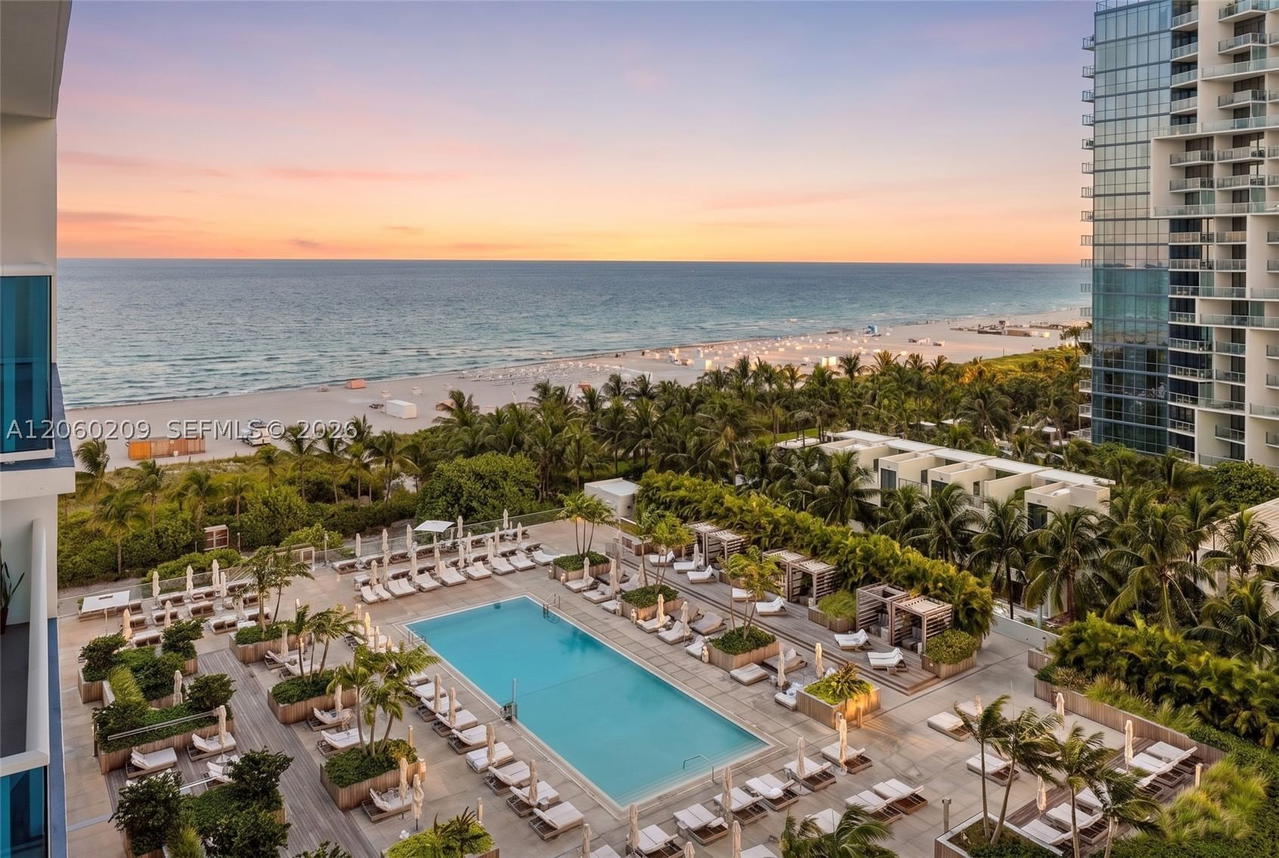 Real estate property located at 2301 Collins Ave #1003/1004, Miami-dade, Roney Palace Condo, Miami Beach, FL