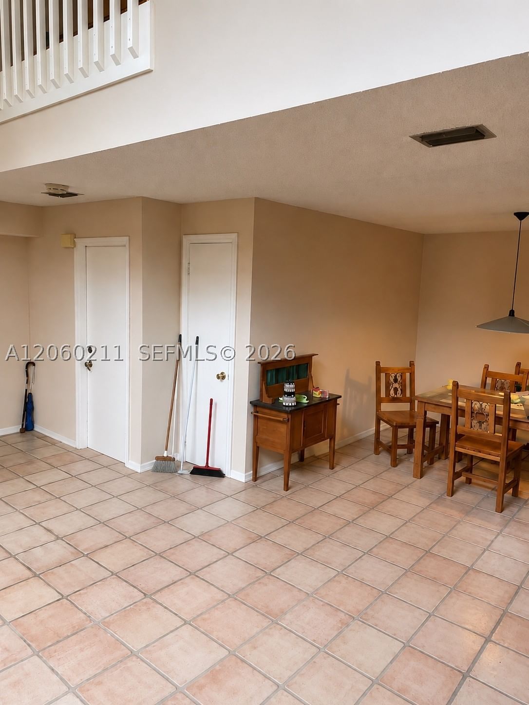 Real estate property located at 3532 Emerald Oaks Dr #2706, Broward, Emerald Oaks 27 Condo, Hollywood, FL