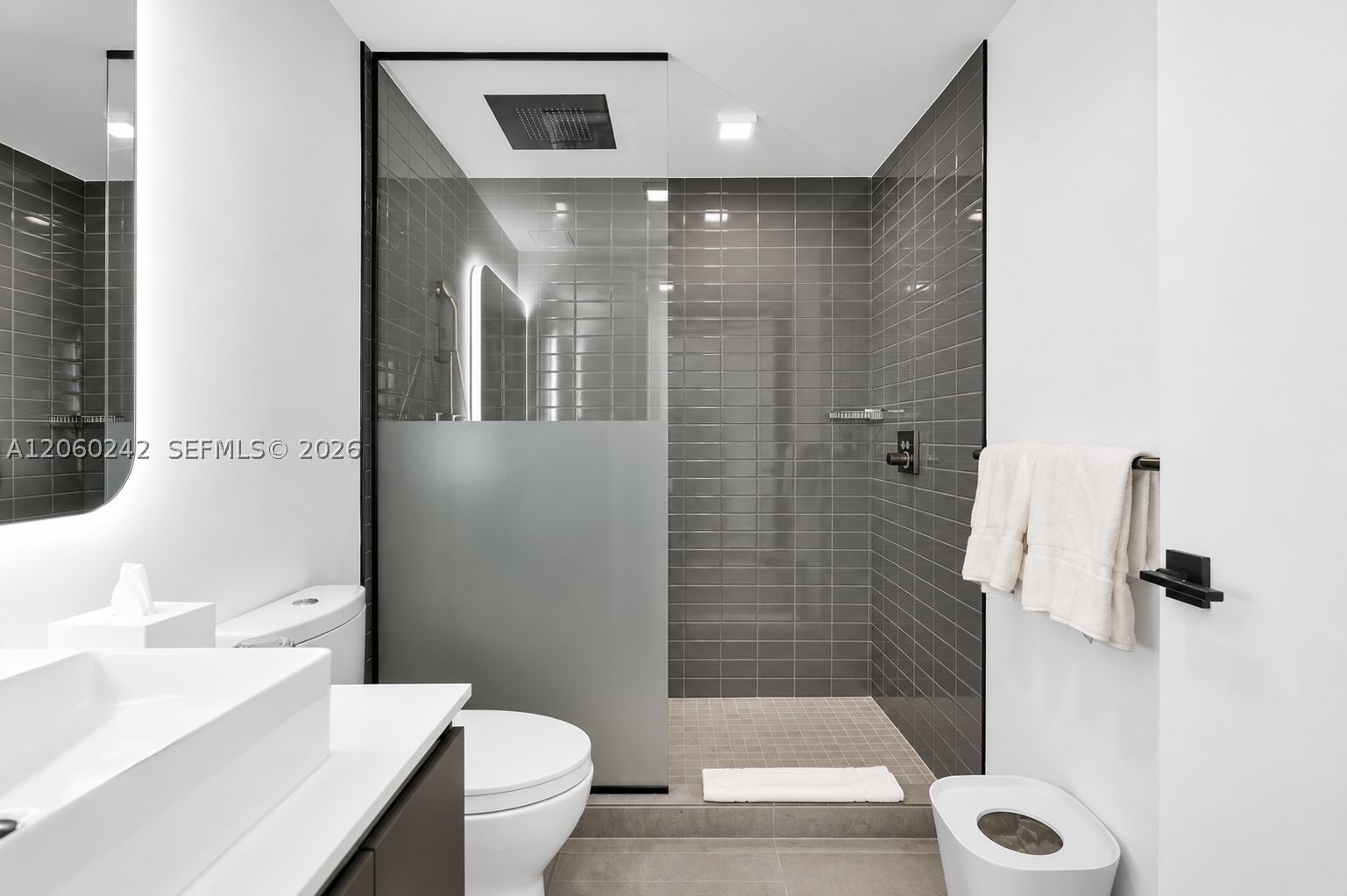 Real estate property located at 227 2nd St #2000, Miami-dade, Yotel Pad, Miami, FL