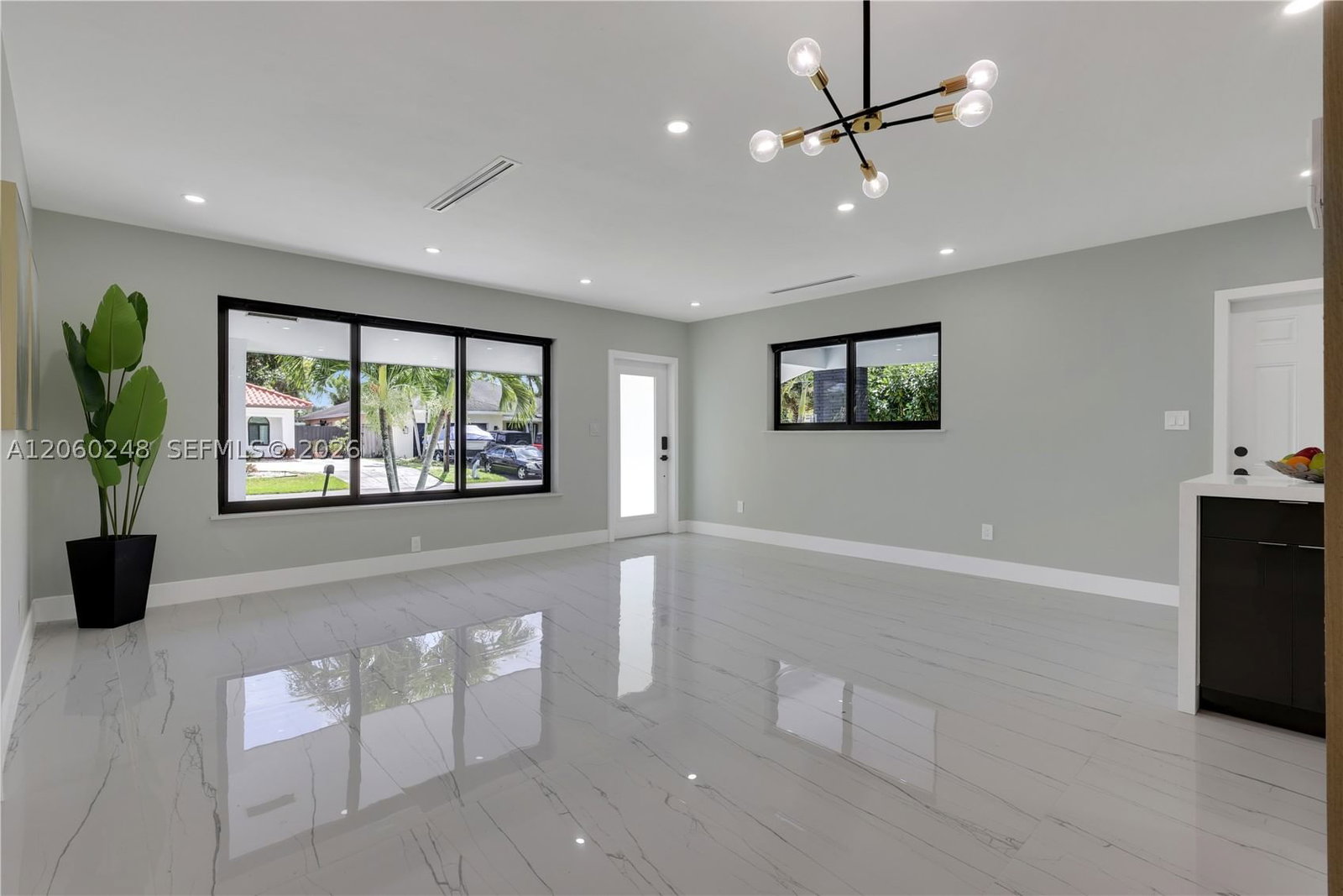 Real estate property located at 1997 28th Ave, Broward, Chula Vista First Add Rev, Fort Lauderdale, FL