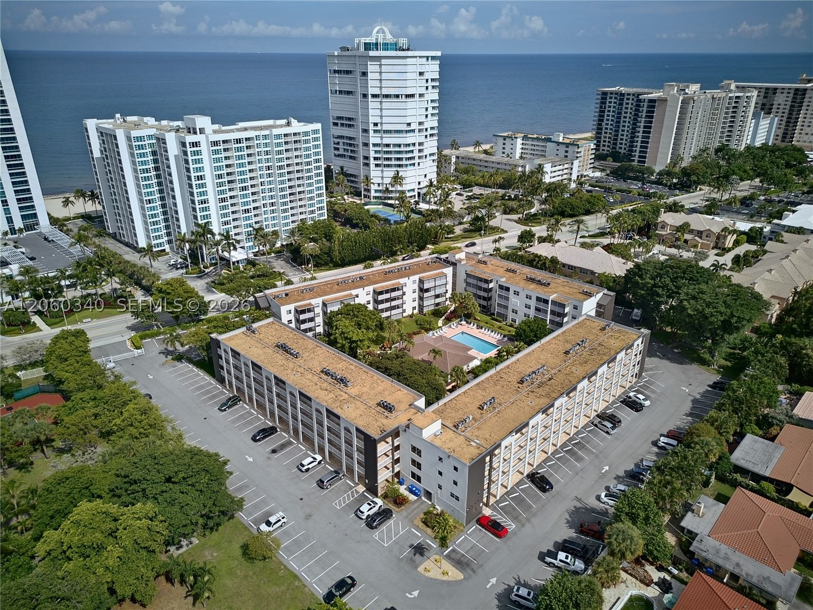 Real estate property located at 1541 Ocean Blvd #313, Broward, Gardens By The Sea South, Lauderdale By The Sea, FL