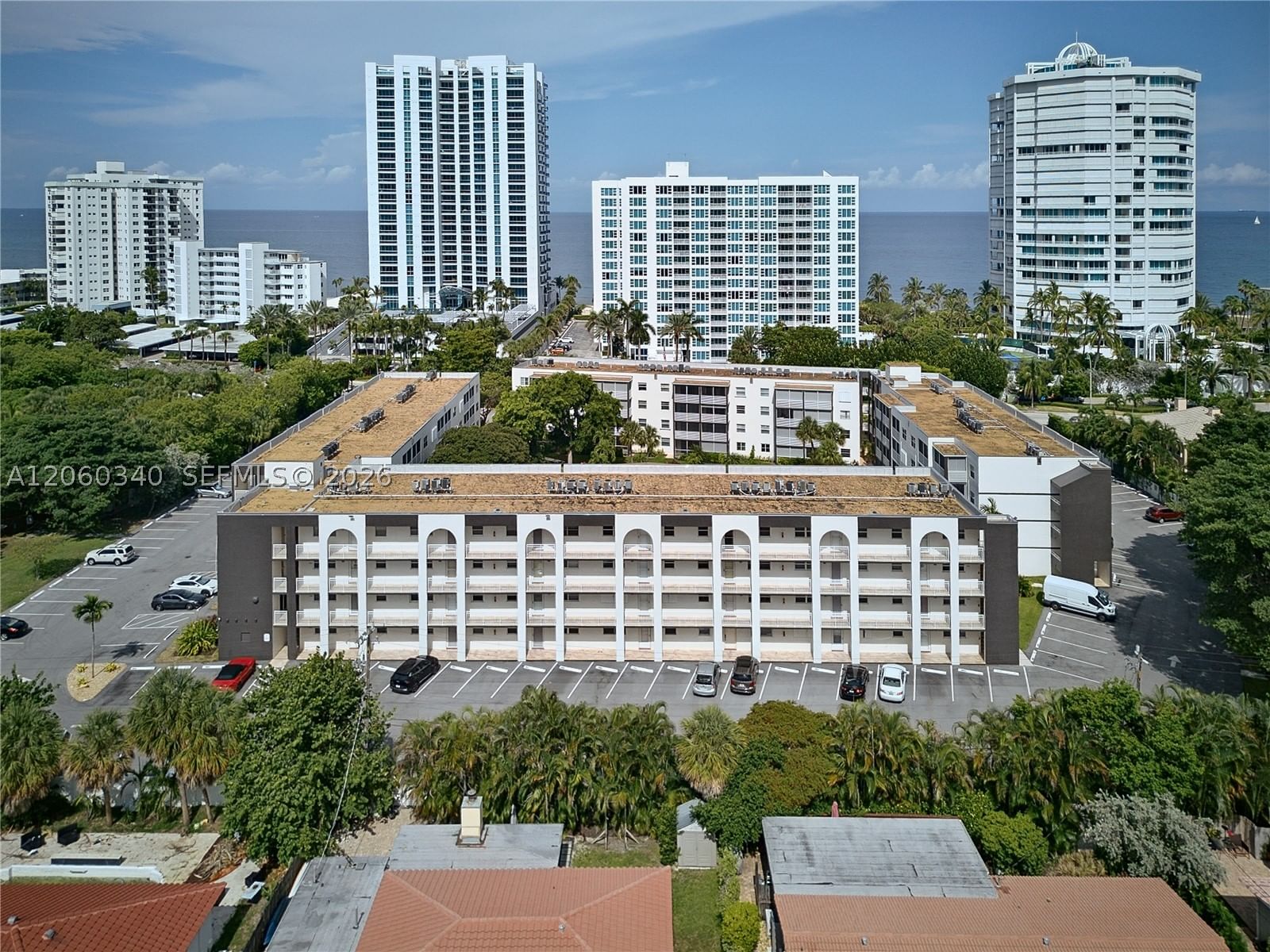 Real estate property located at 1541 Ocean Blvd #313, Broward, Gardens By The Sea South, Lauderdale By The Sea, FL