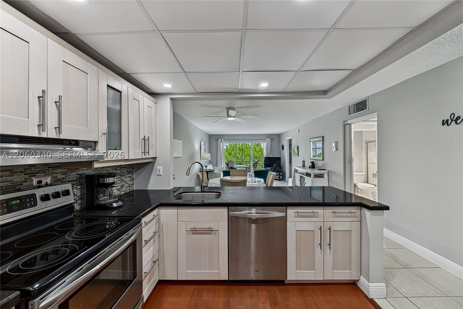 Real estate property located at 1541 Ocean Blvd #313, Broward, Gardens By The Sea South, Lauderdale By The Sea, FL