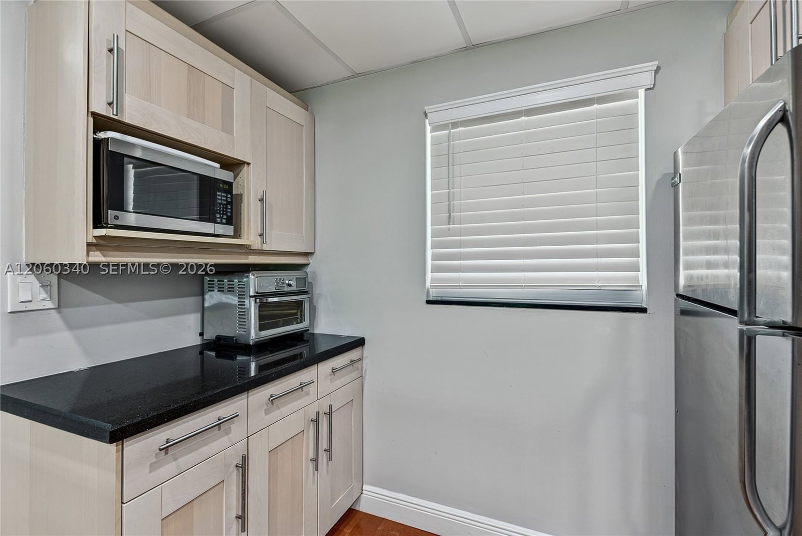 Real estate property located at 1541 Ocean Blvd #313, Broward, Gardens By The Sea South, Lauderdale By The Sea, FL