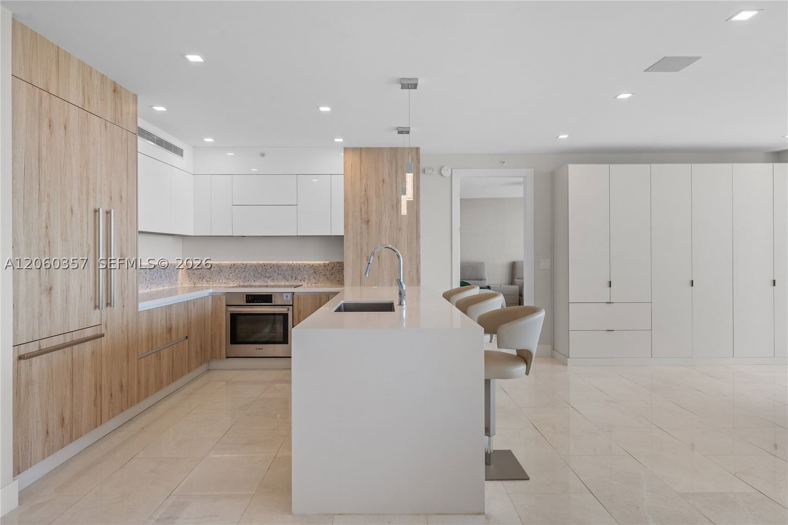 Real estate property located at 3400 27th Ave #802, Miami-dade, The Tower Residences Cond, Miami, FL