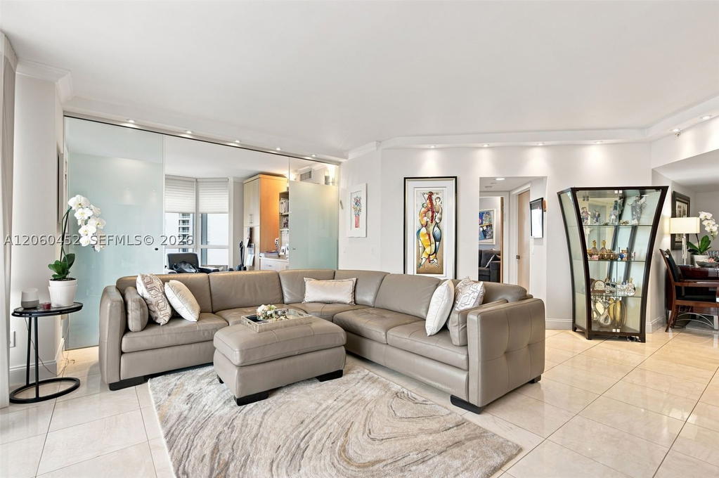 Real estate property located at 21205 Yacht Club Dr #1502, Miami-dade, North Tower At The Point, Aventura, FL