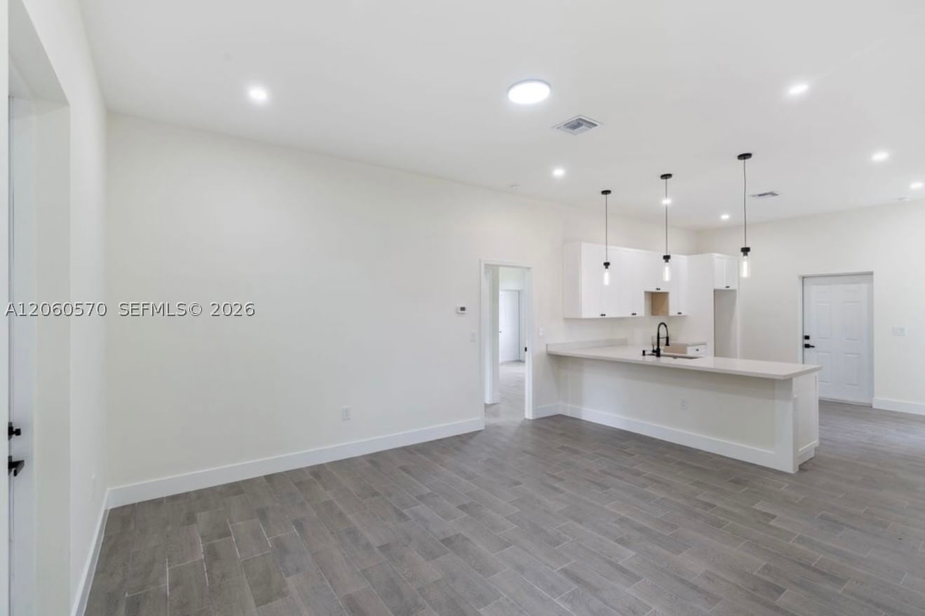Real estate property located at 708 PEACOCK AVE, Lee, Lehigh Acres, Lehigh Acres, FL