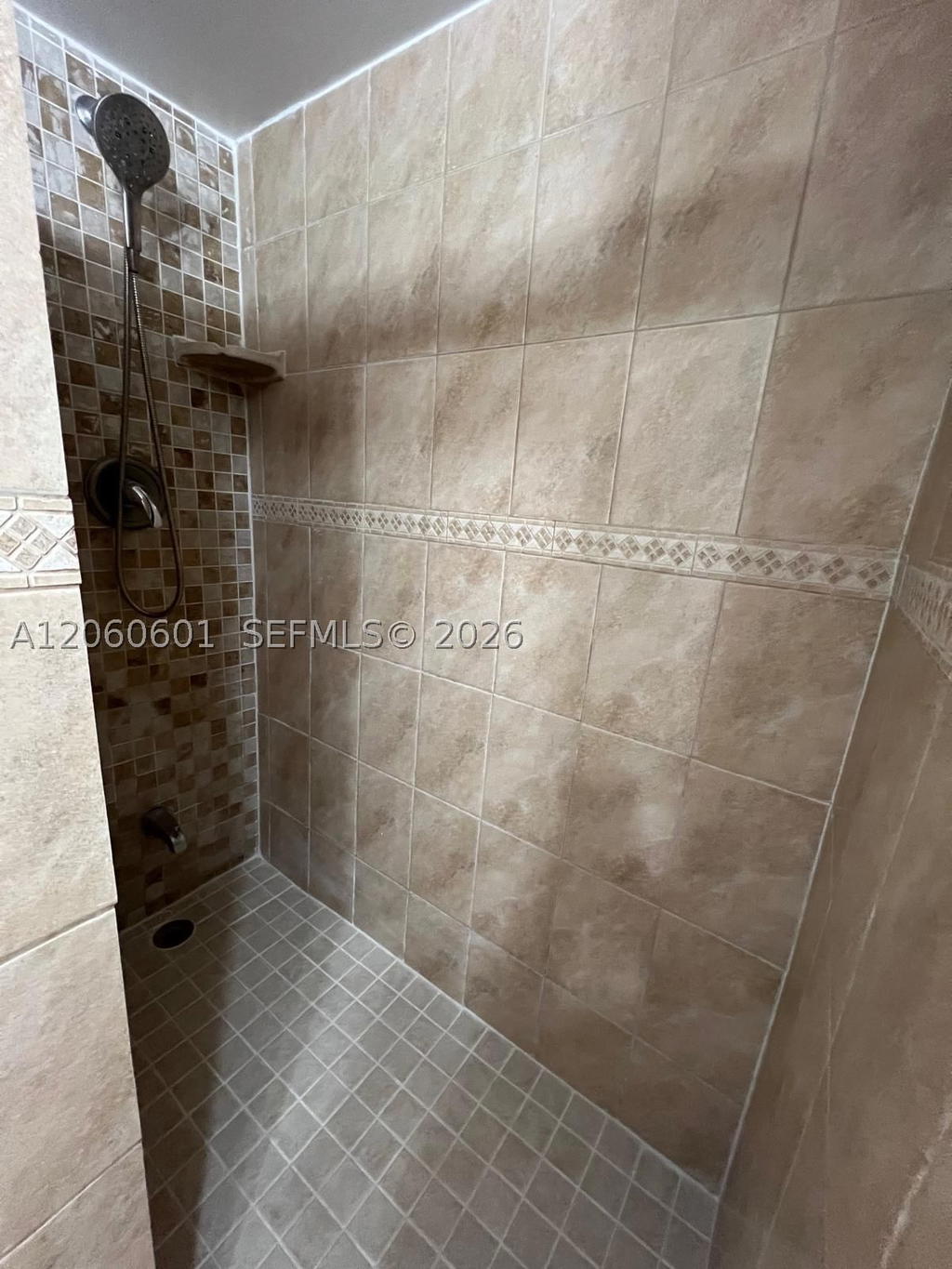 Real estate property located at 9210 Fontainebleau Blvd #506, Miami-dade, Parkview Condo No 1, Miami, FL