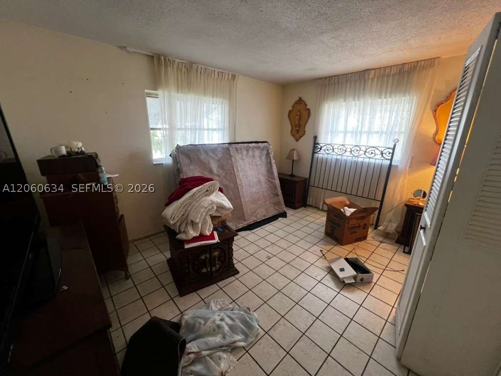 Real estate property located at 7516 67th Ave, Broward, Mainlands Of Tamarac Lake, Tamarac, FL
