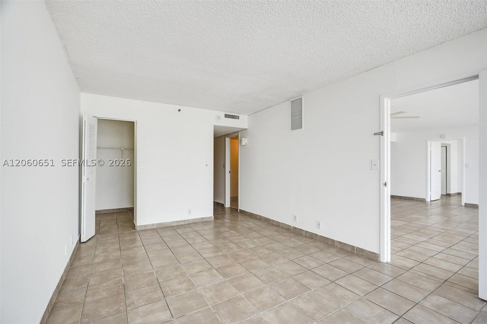 Real estate property located at 7601 Treasure Dr #717, Miami-dade, The Grandview Palace Cond, North Bay Village, FL