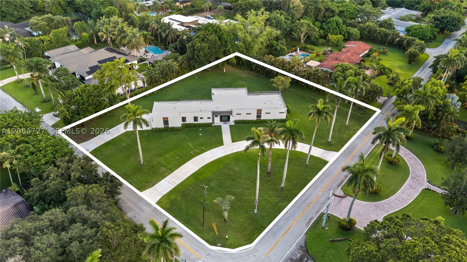Real estate property located at 360 Holly Ln, Broward, Plantation Second Sec Ame, Plantation, FL