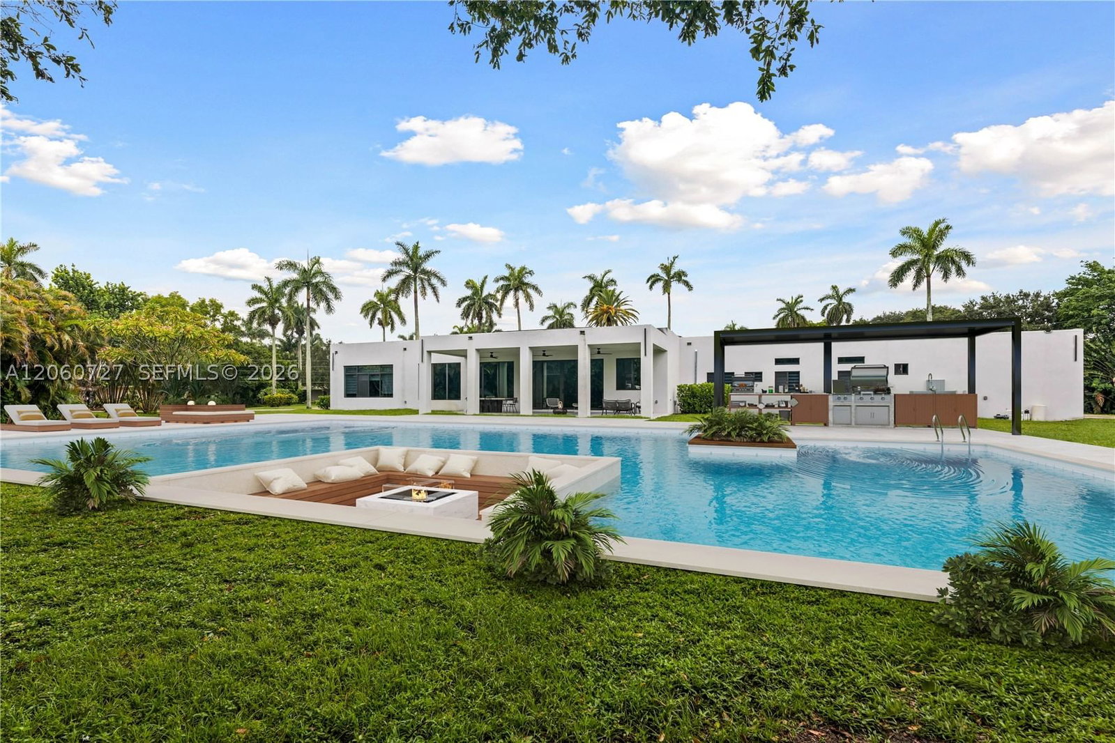 Real estate property located at 360 Holly Ln, Broward, Plantation Second Sec Ame, Plantation, FL