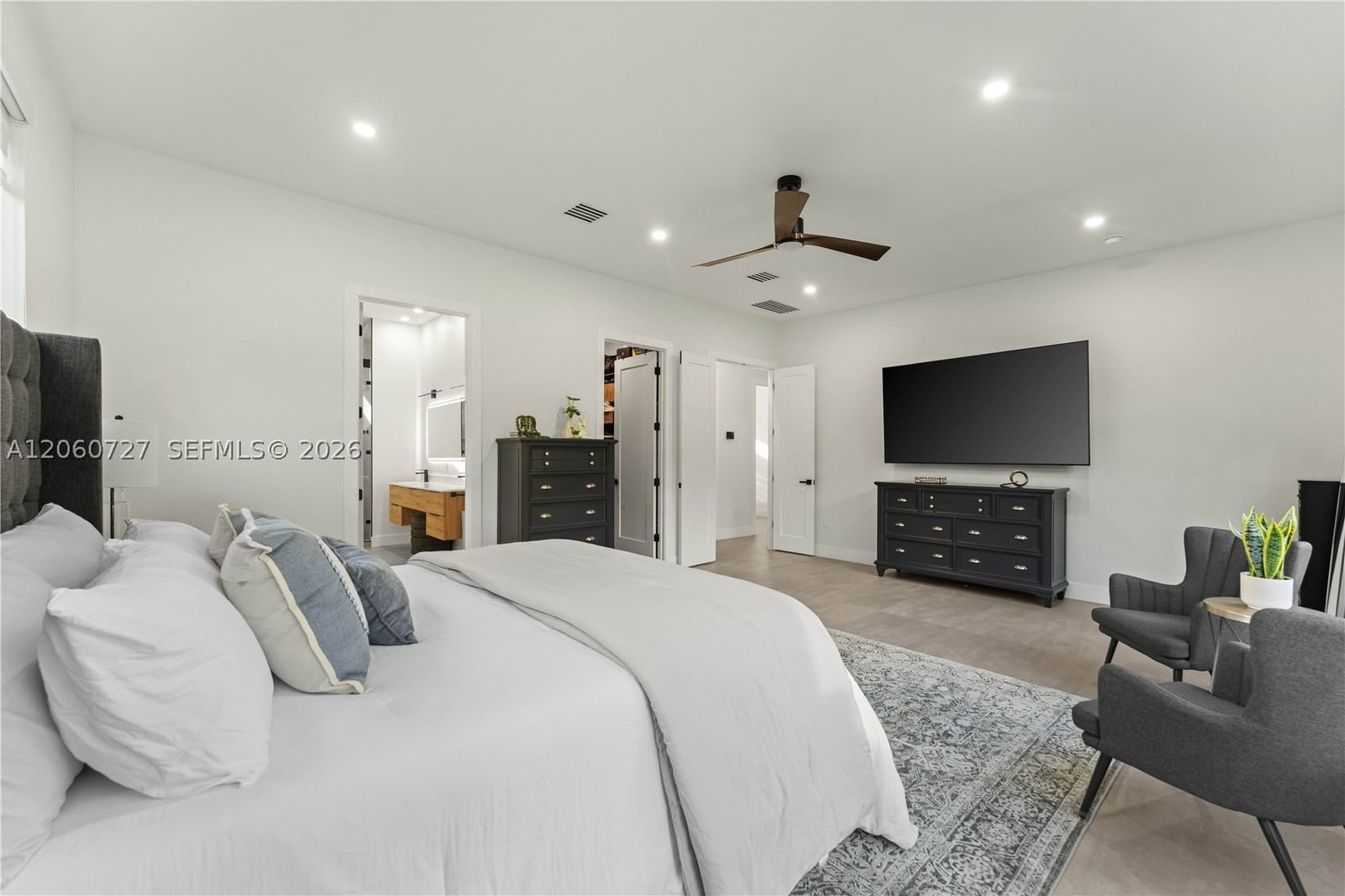 Real estate property located at 360 Holly Ln, Broward, Plantation Second Sec Ame, Plantation, FL