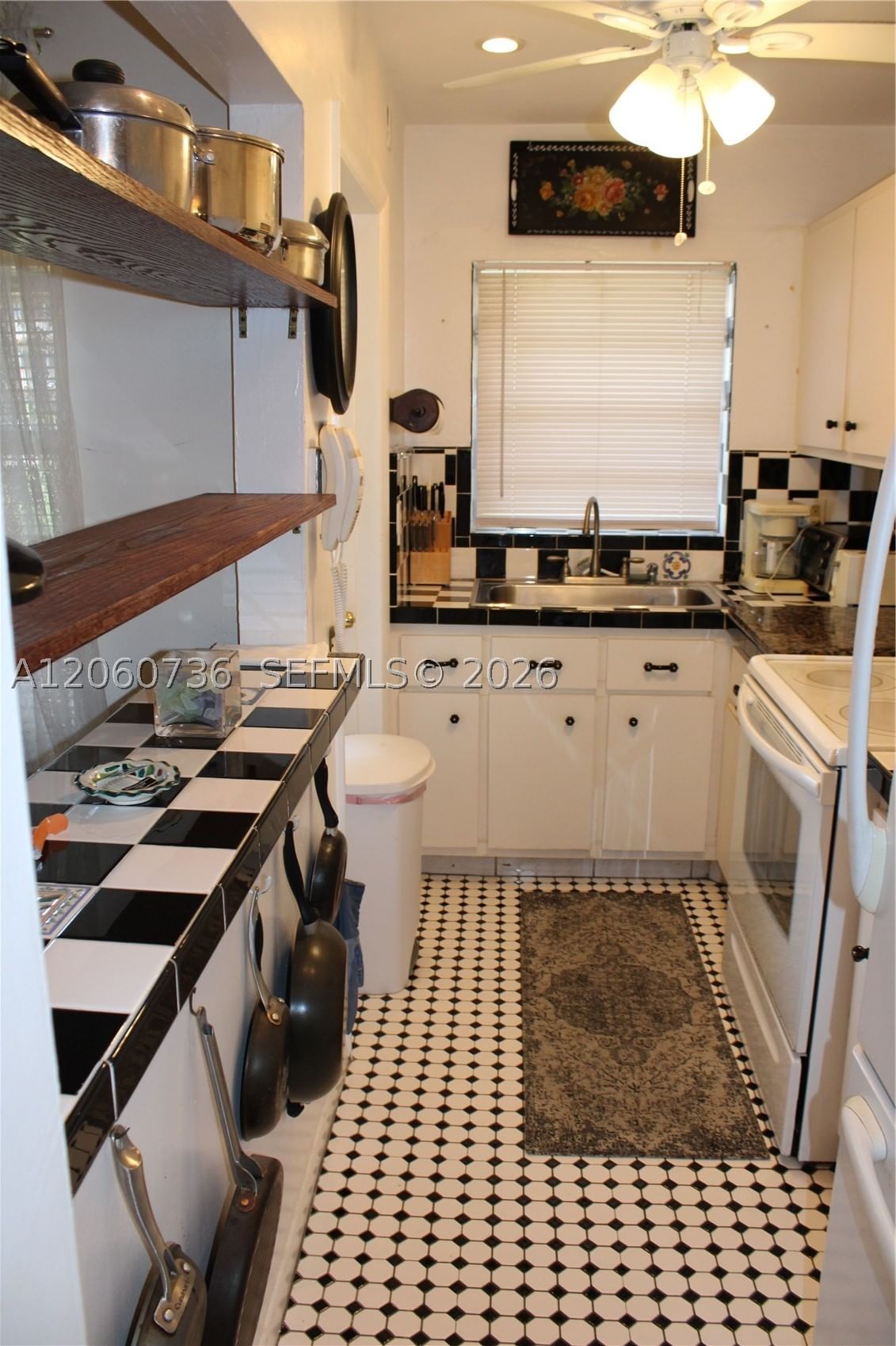 Real estate property located at 5300 Washington St H134, Broward, Beverly Hills Condo Numbe, Hollywood, FL