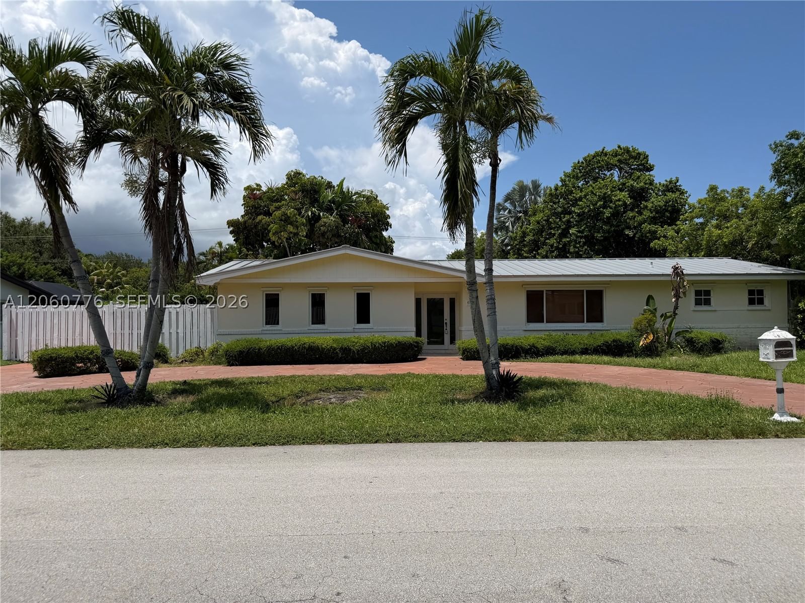 Real estate property located at 6305 Marlin Dr, Miami-dade, Kings Bay Sub, Coral Gables, FL